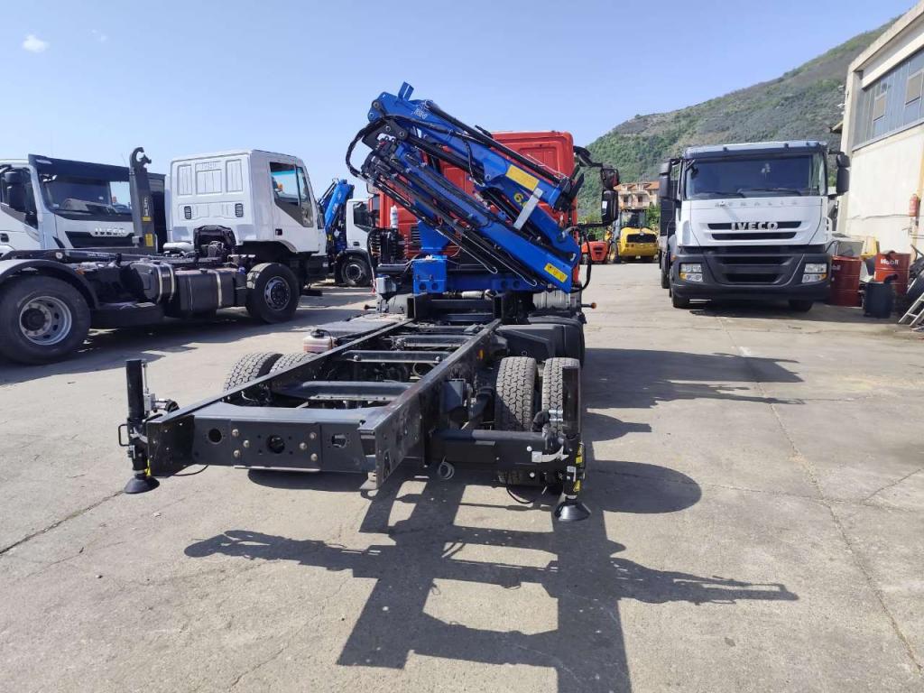 Iveco EUROCARGO 80-190 Photo 17