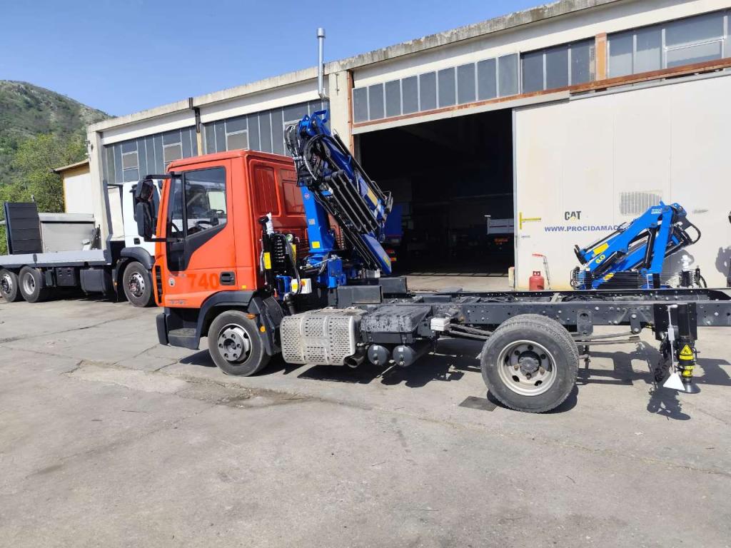 Iveco EUROCARGO 80-190 Photo 25