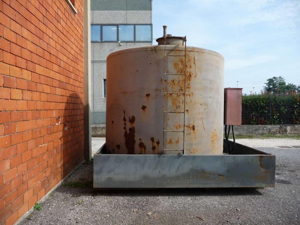 DIESEL TANK DT8 Photo 1