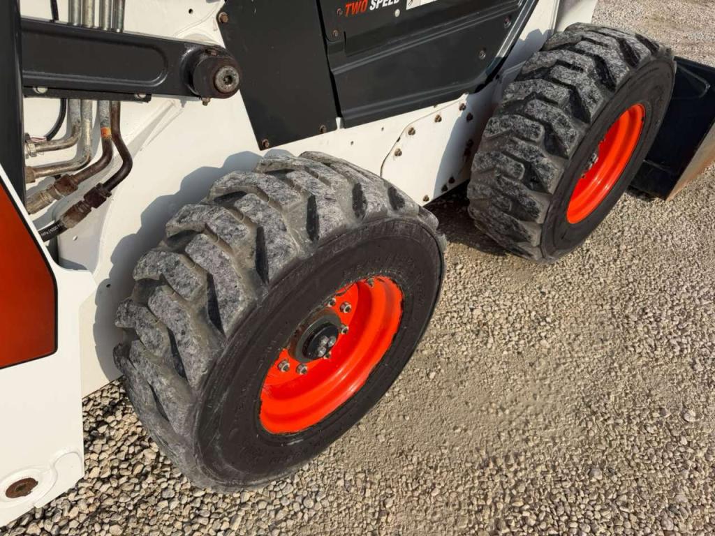 Bobcat S76 Photo 11