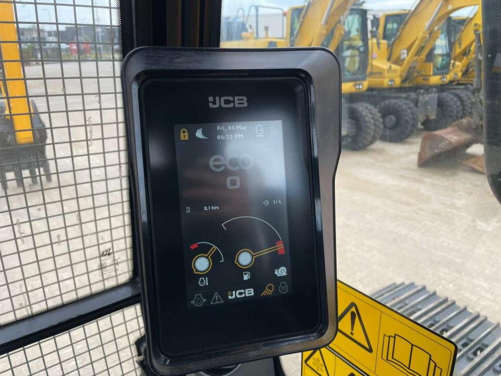 JCB 245 HD LR Photo 21