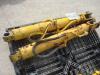 Piston de levage pour Komatsu D31S Photo 1 thumbnail