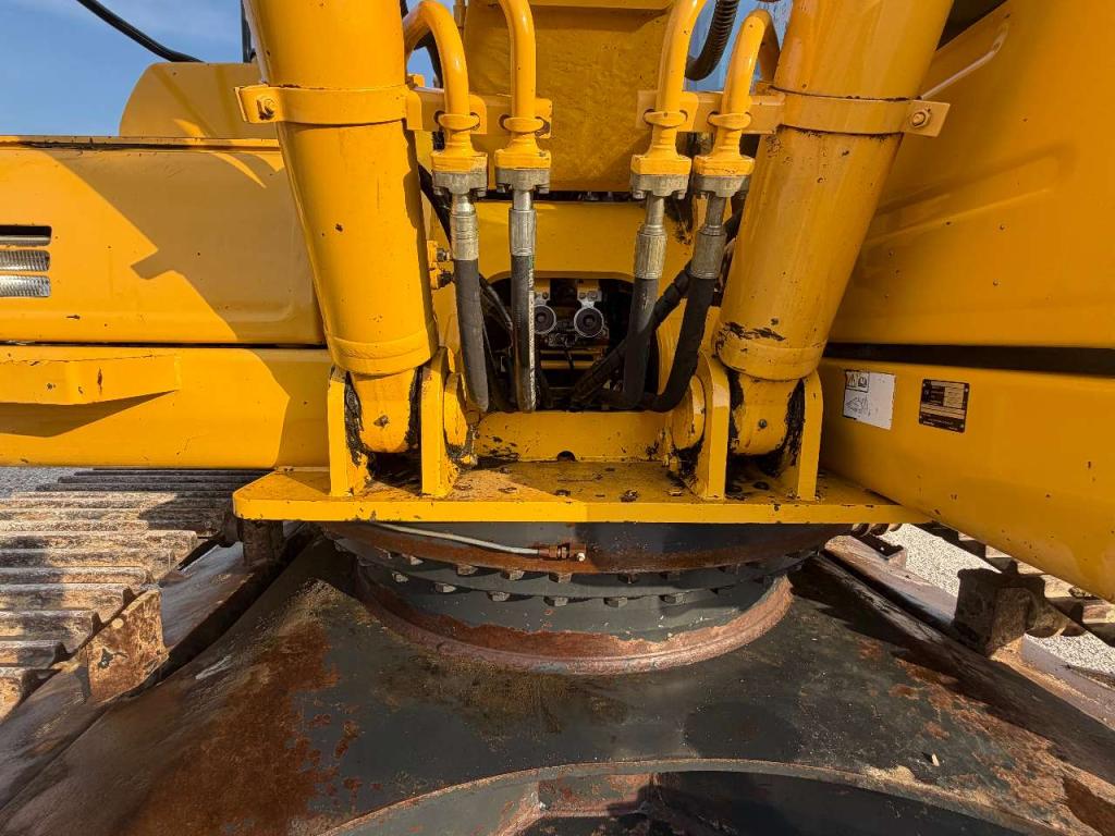 Komatsu PC290NLC-8 Photo 10