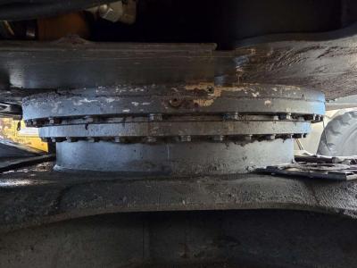 Volvo slewing ring 14566018 for Volvo ECR235CL, ECR235DL, EW180C... Photo 1
