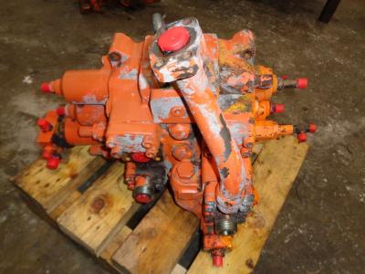 Distributeur hydraulique pour Fiat Hitachi Fr 220.2 en vente par PRV Ricambi Srl