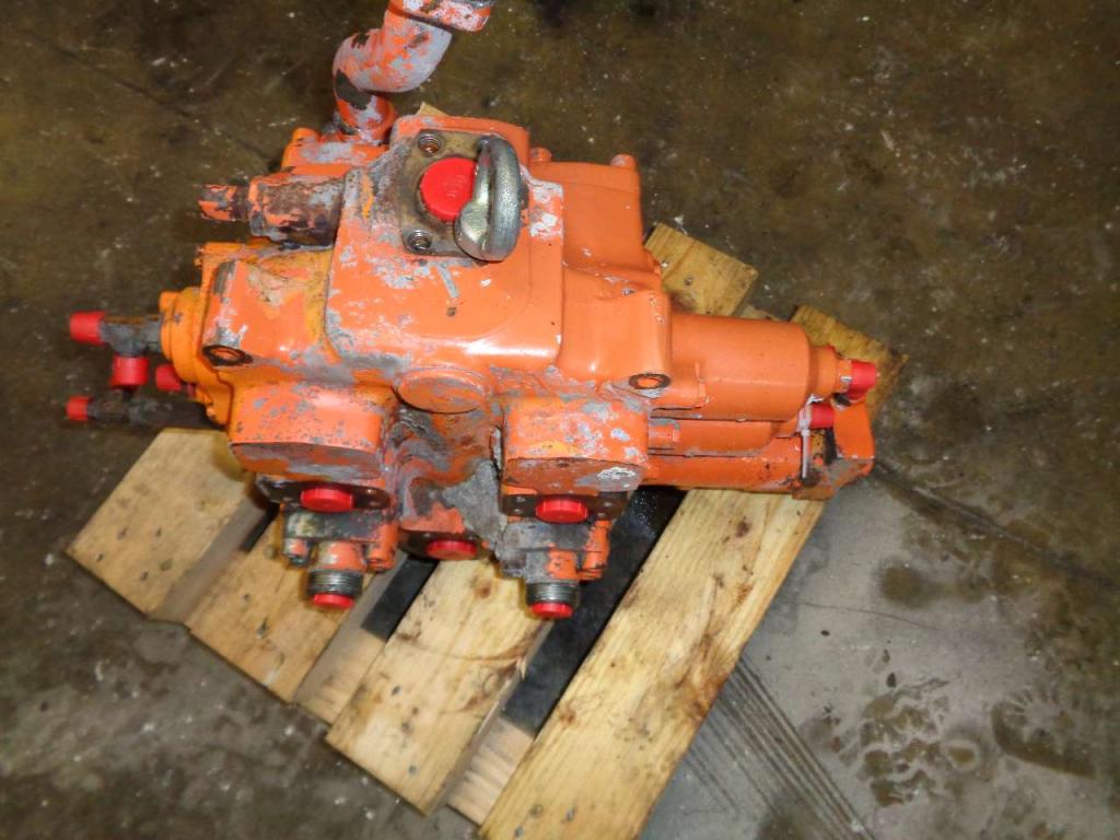 Distributeur hydraulique pour Fiat Hitachi Fr 220.2 Photo 2