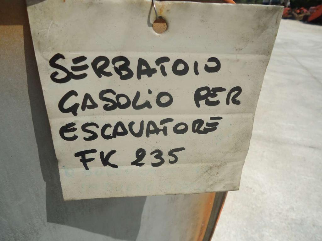 Réservoir de carburant pour Fiat Kobelco 235 Photo 4