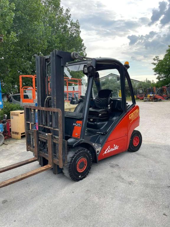 Linde H25D-02 Photo 5