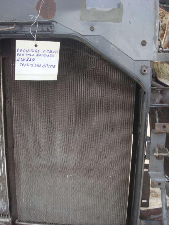 Radiateur eau pour Hitachi ZW220 Photo 1