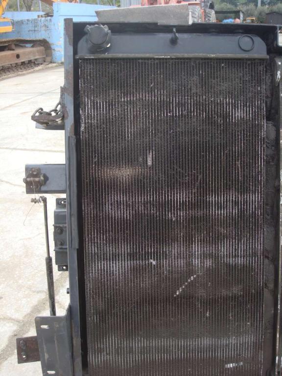 Radiateur eau pour Hitachi ZW220 Photo 7