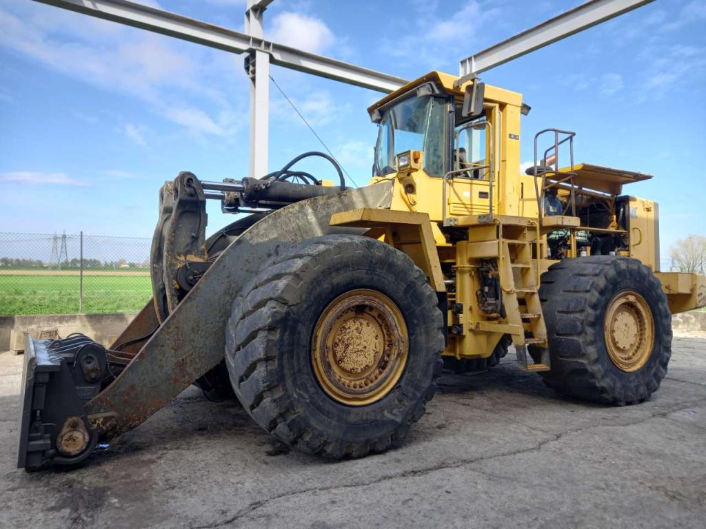 Volvo L330C Photo 11