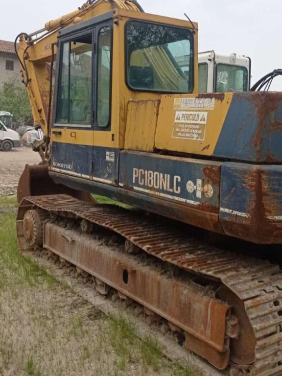 Komatsu PC180NLC-3 Photo 4
