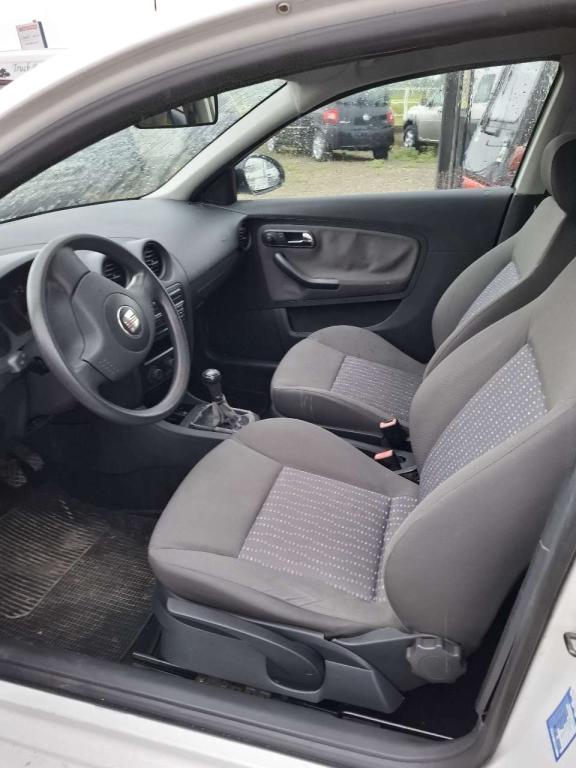 Seat IBIZA Photo 5