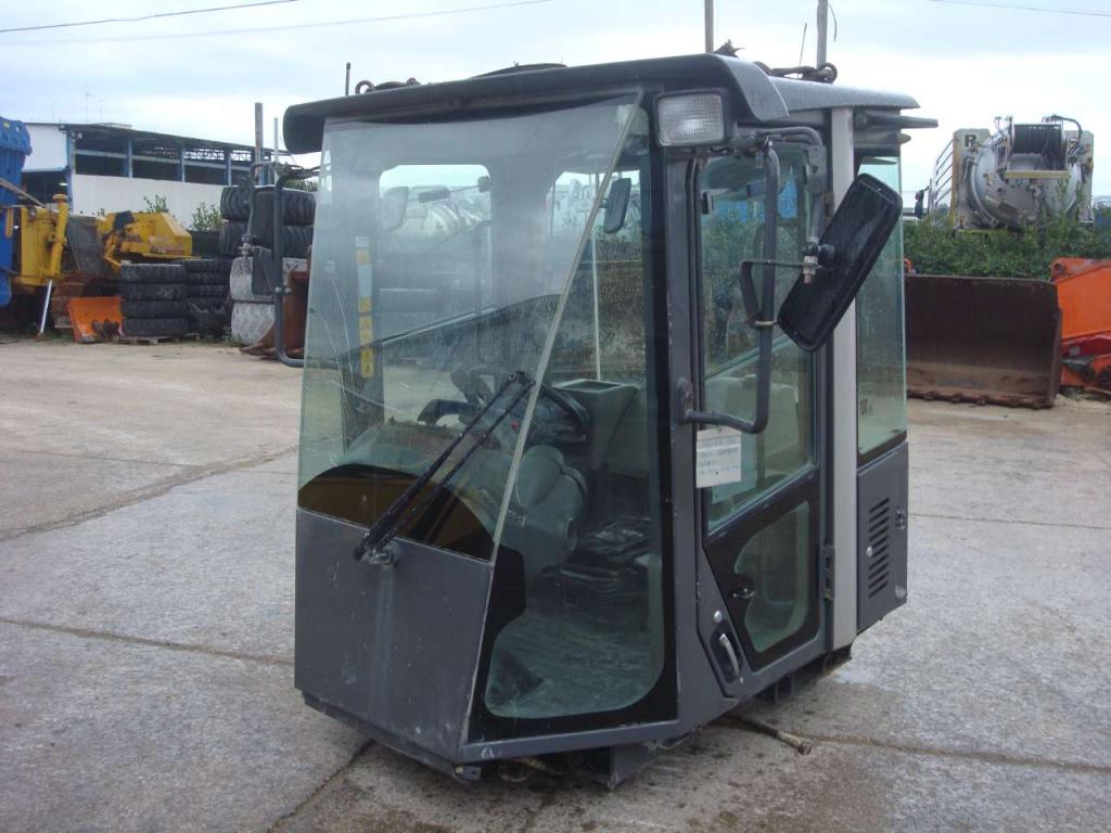 Cabine pour Hitachi ZW220-ZW250-ZW310 Photo 3