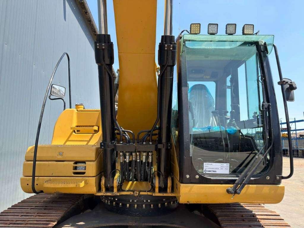 Caterpillar 323D L Photo 12