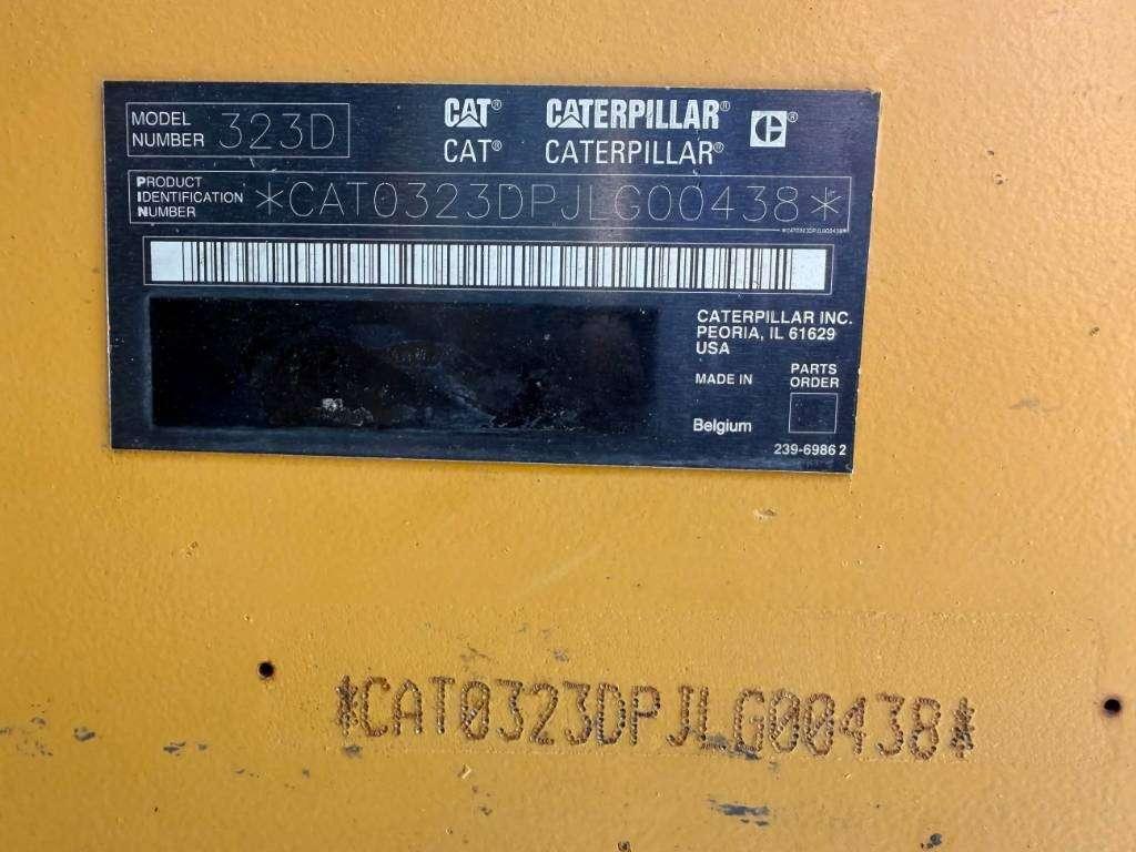Caterpillar 323D L Photo 7