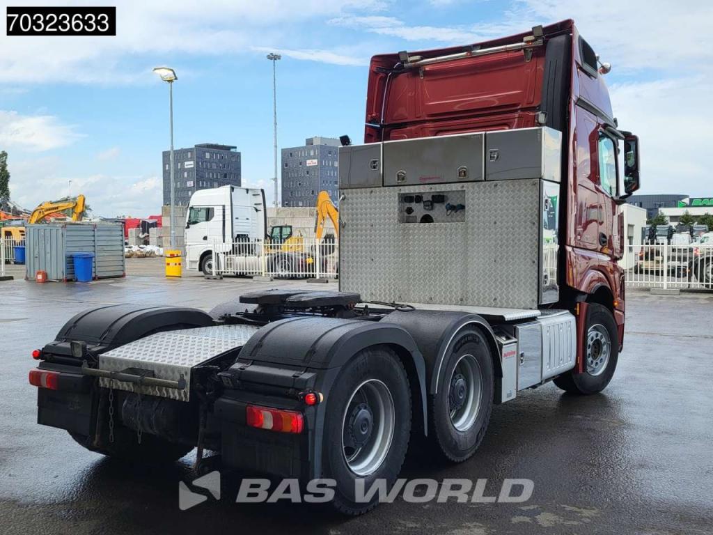 Mercedes-Benz Actros 3353 Actros 6X4 Photo 10