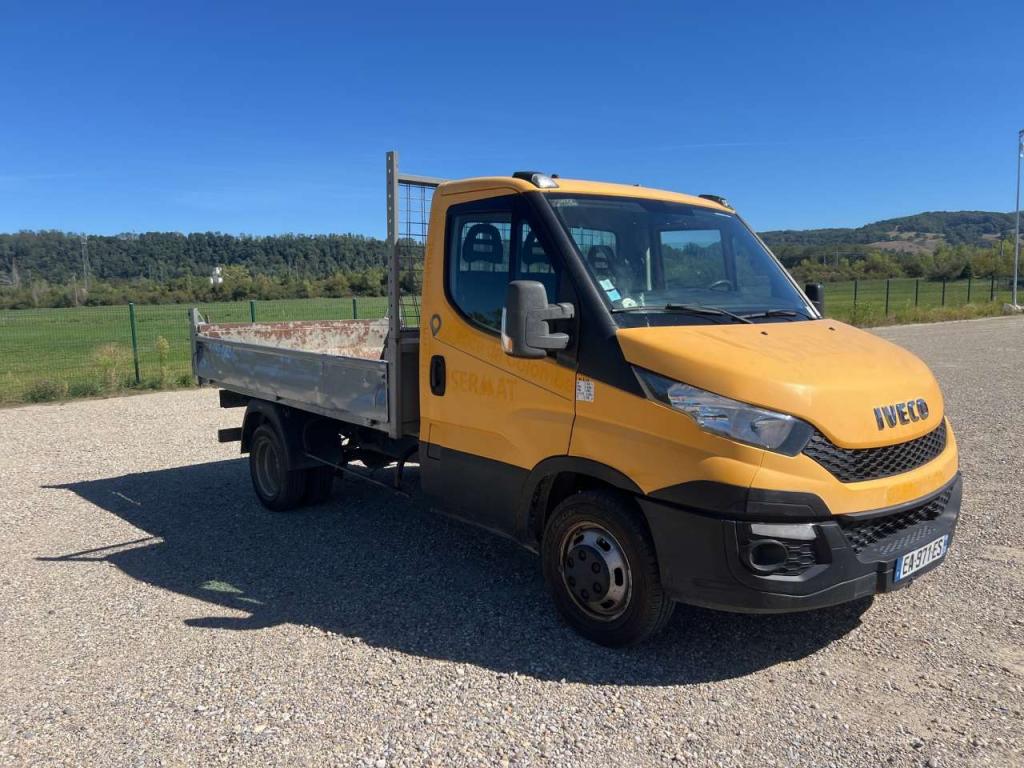 Iveco DAILY 35-130 Photo 2