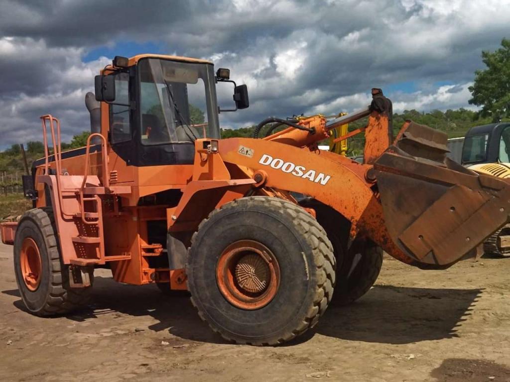 Doosan MEGA400V Photo 2