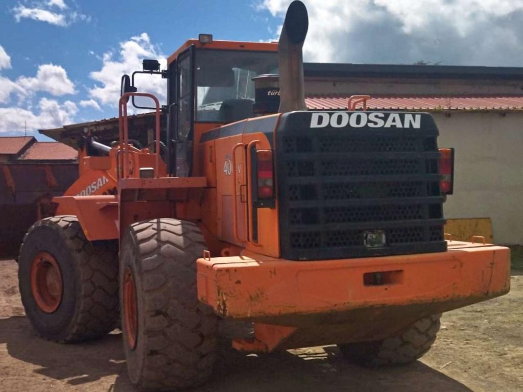 Doosan MEGA400V Photo 3