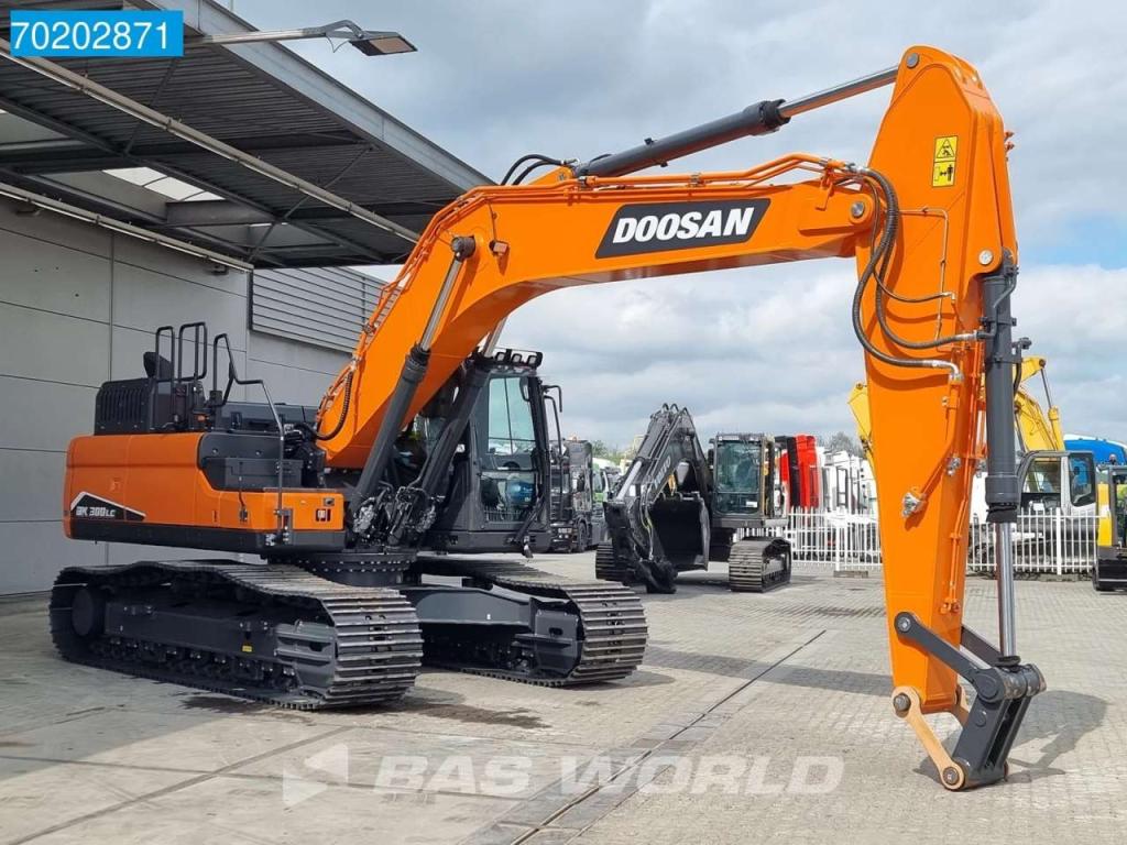 Doosan DX300 LC -7K NEW UNUSED - STAGE V - ALL HYDR FUNCTIONS Photo 3