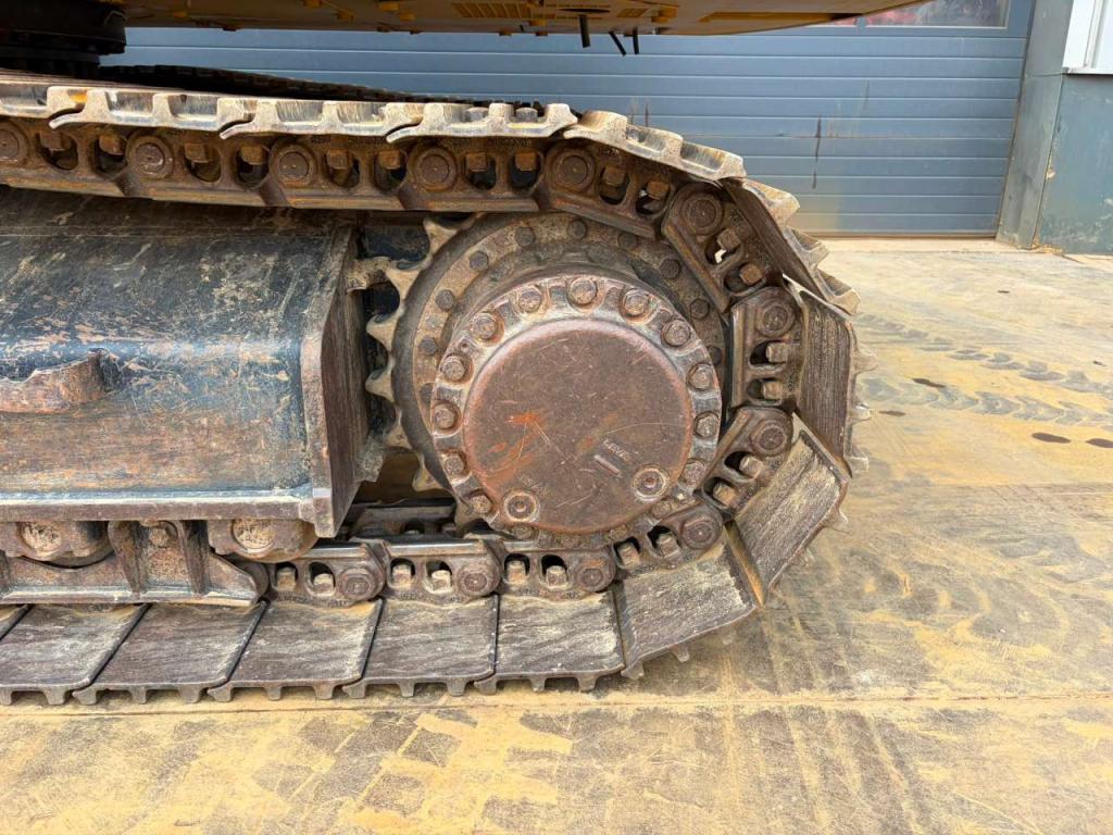 Caterpillar 330 07A Photo 12