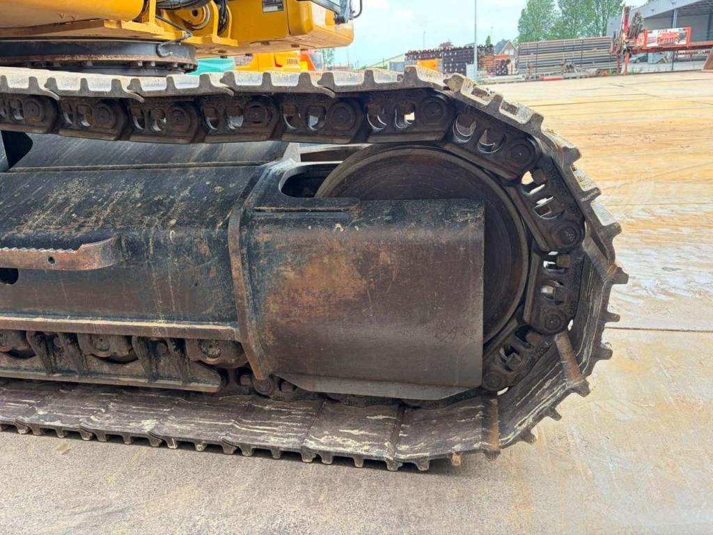 Caterpillar 330 07A Photo 16
