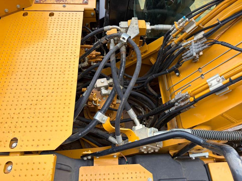 Caterpillar 330 07A Photo 27