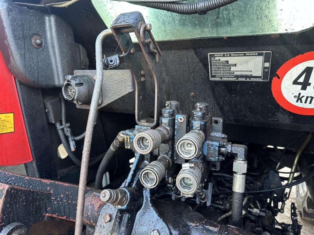 Massey Ferguson 5445 Photo 23