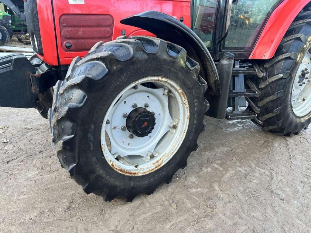 Massey Ferguson 5445 Photo 9