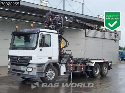 Mercedes-Benz Actros 2541 6X2 Jonsered J1142Z80A Crane + 20 tons hooklift Lift-axle Full Air  Euro 3 en vente par BAS World B.V.