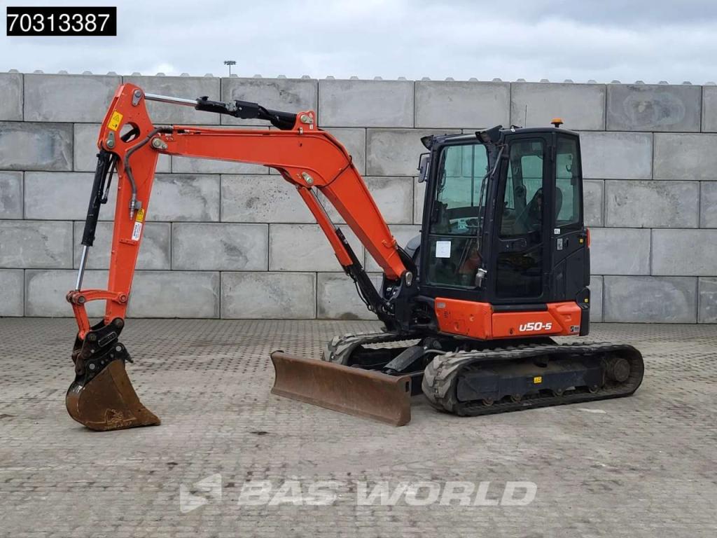Kubota U50-5 3 Buckets Photo 2