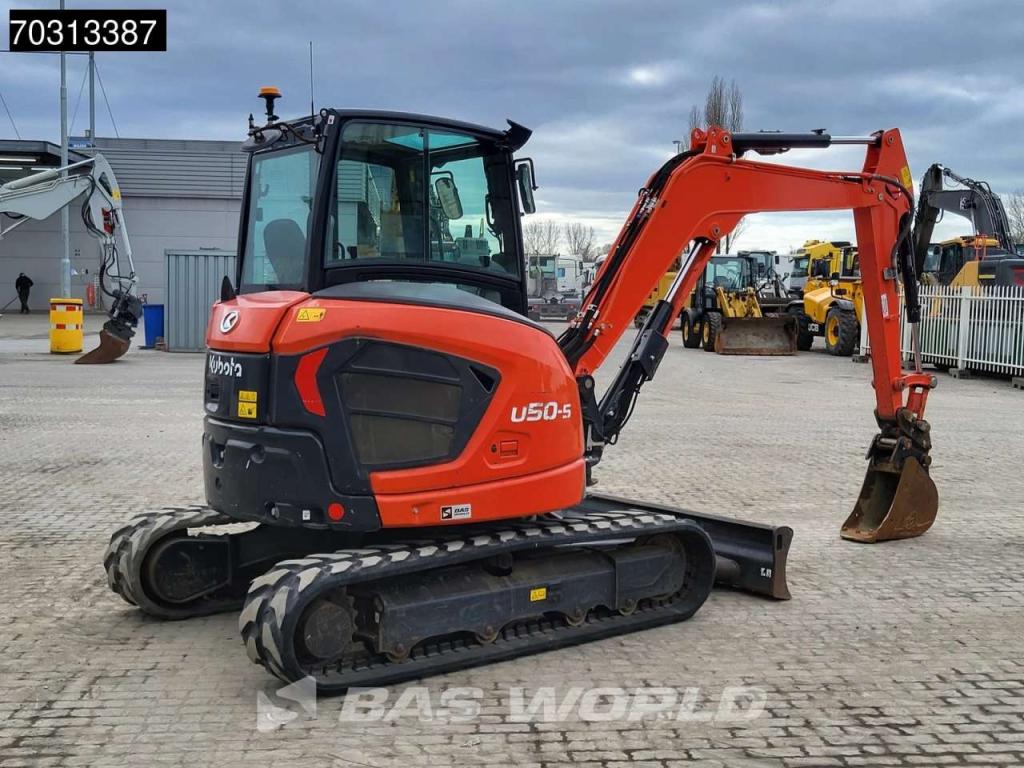 Kubota U50-5 3 Buckets Photo 7