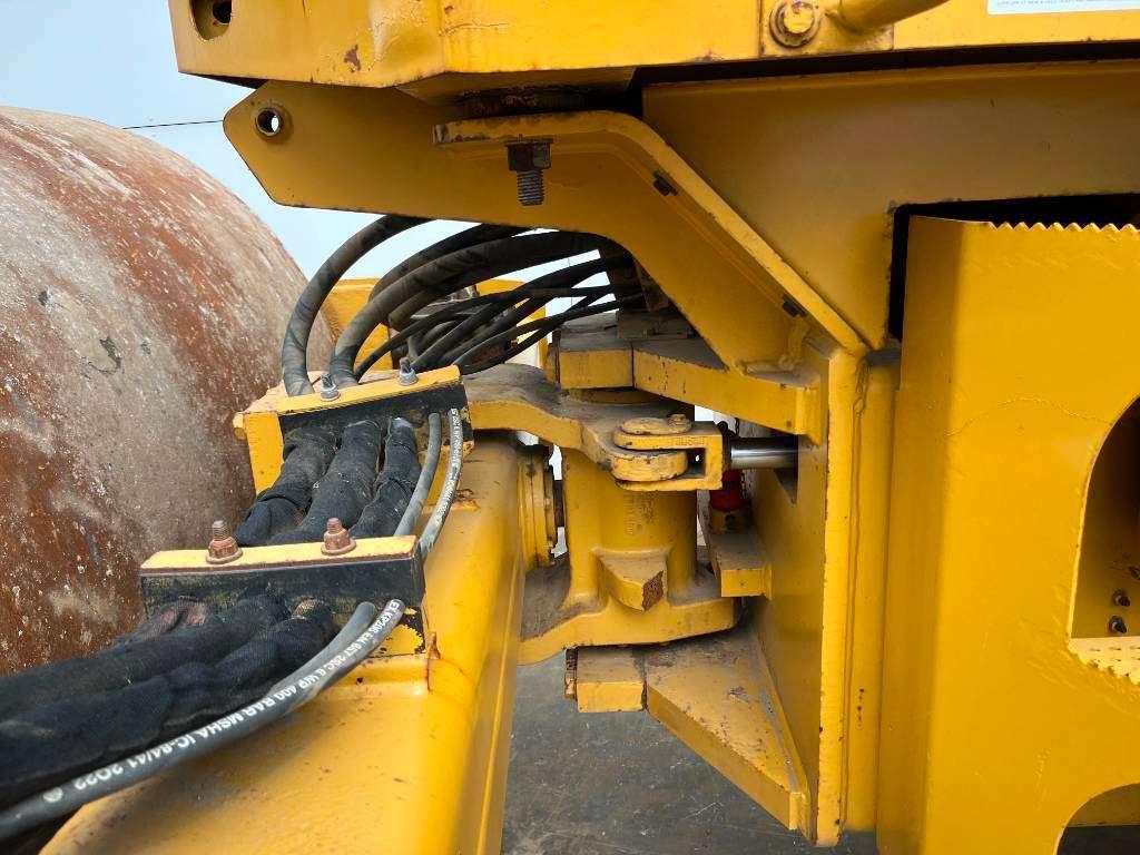Caterpillar CS533E - Good Overall Condition Photo 15