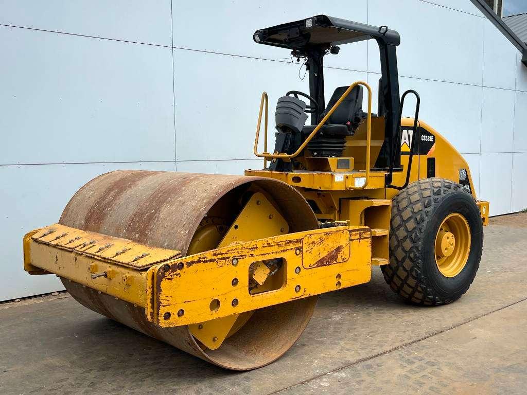 Caterpillar CS533E - Good Overall Condition Photo 2