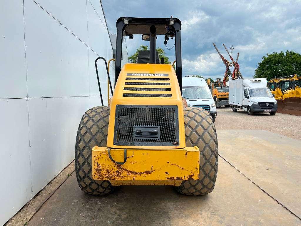 Caterpillar CS533E - Good Overall Condition Photo 4