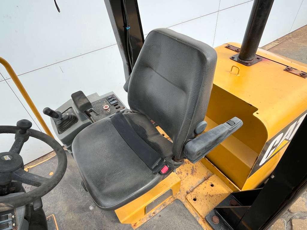 Caterpillar CS533E - Good Overall Condition Photo 7