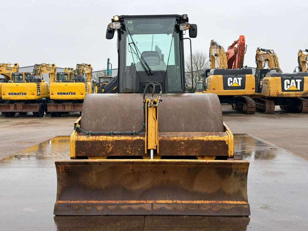 Caterpillar CS563E Photo 8