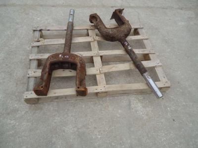 Support de fourche de roue folle pour Fiat Allis FL14D - FL14C - AD14C (CODICE 79009577) en vente par OLM 90 Srl