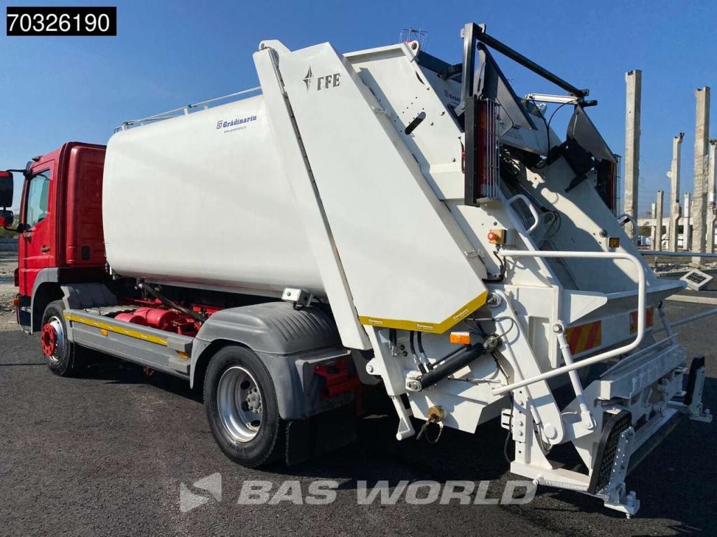 Mercedes-Benz Atego 1324 4X2 Photo 2
