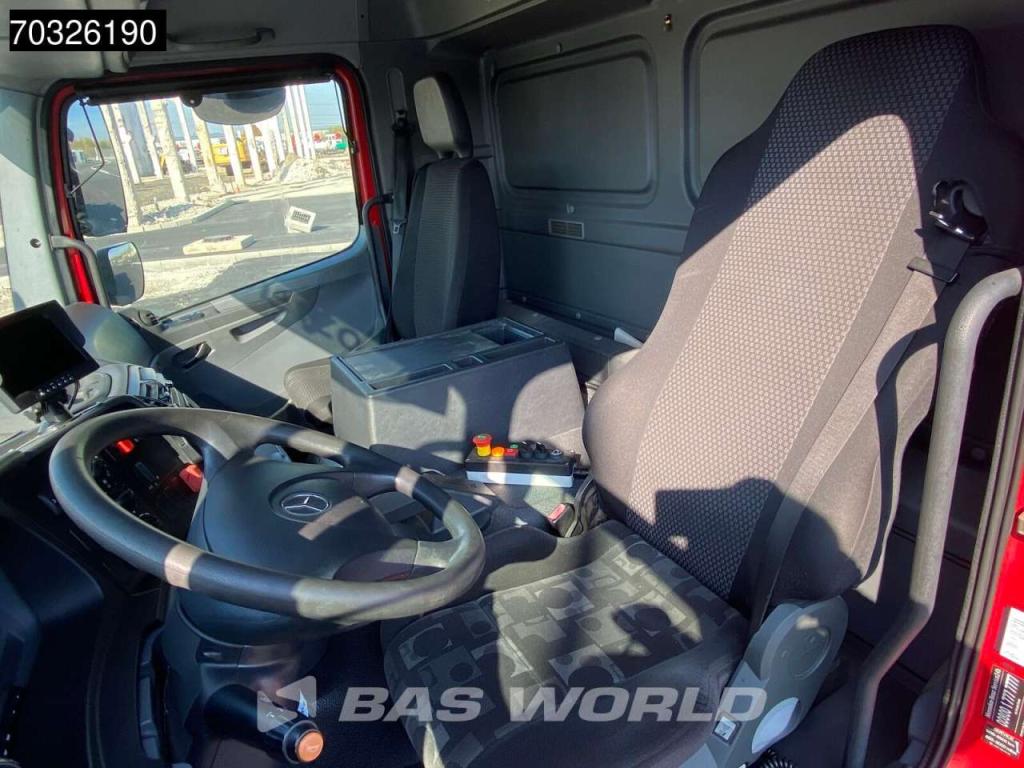 Mercedes-Benz Atego 1324 4X2 Photo 26