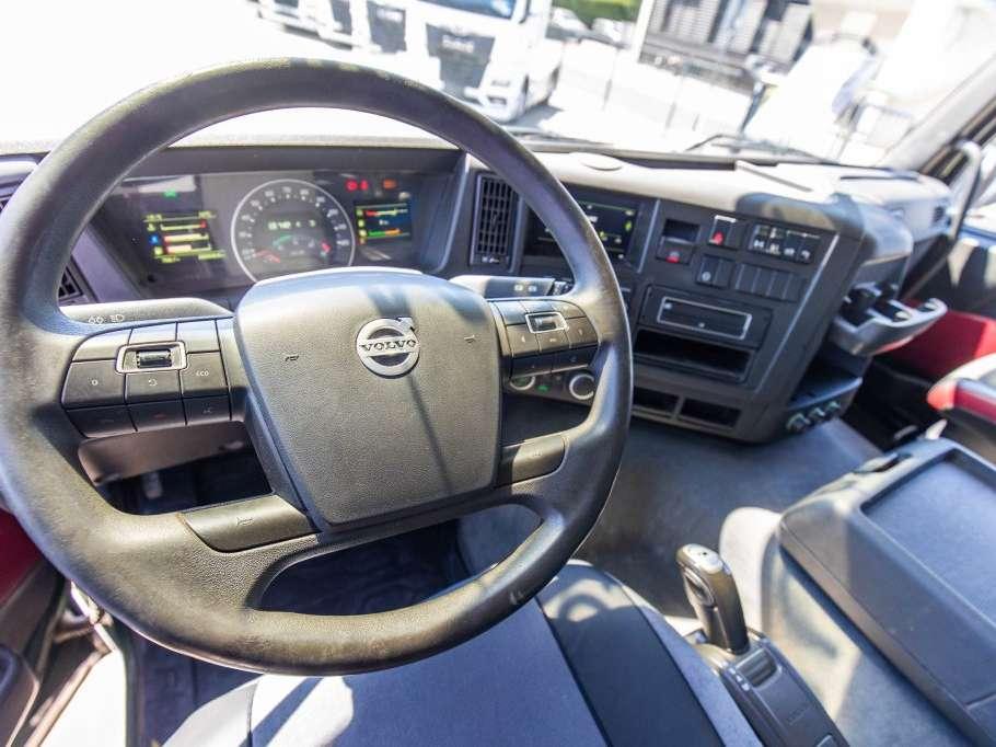 Volvo FMX 420 -6x6 - TIPPER / TRACTOR Photo 19