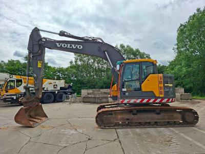 Volvo ECR235EL (+3 Buckets) en vente par Aertssen Trading