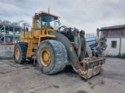 Volvo L330E en vente par CERVETTI TRACTOR Srl