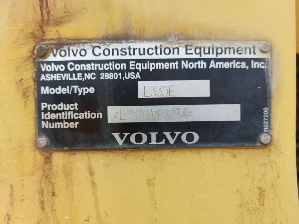 Volvo L330E Photo 9