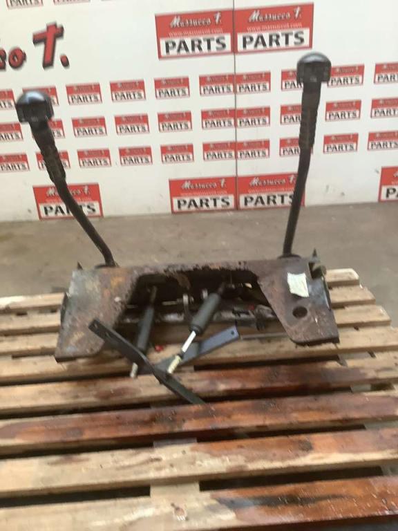 COMANDI pour Bobcat 753 Photo 3