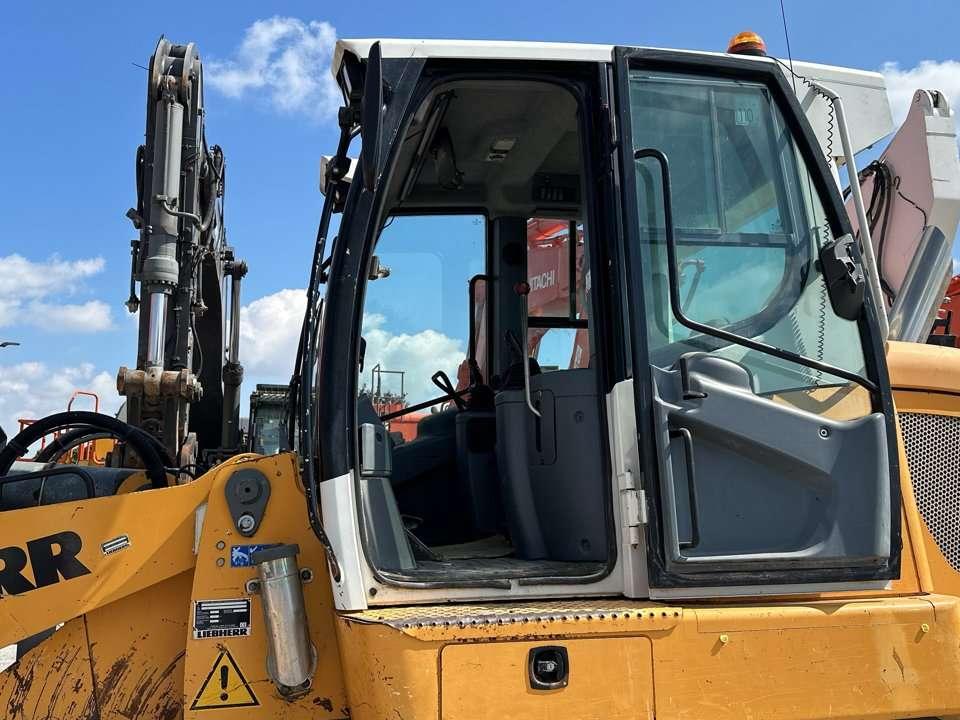 Liebherr LR634 Photo 11