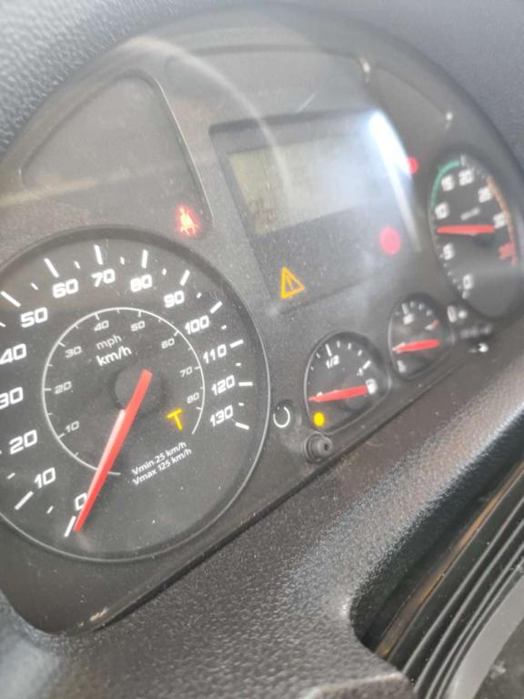 Iveco EUROCARGO 120-190L Photo 12