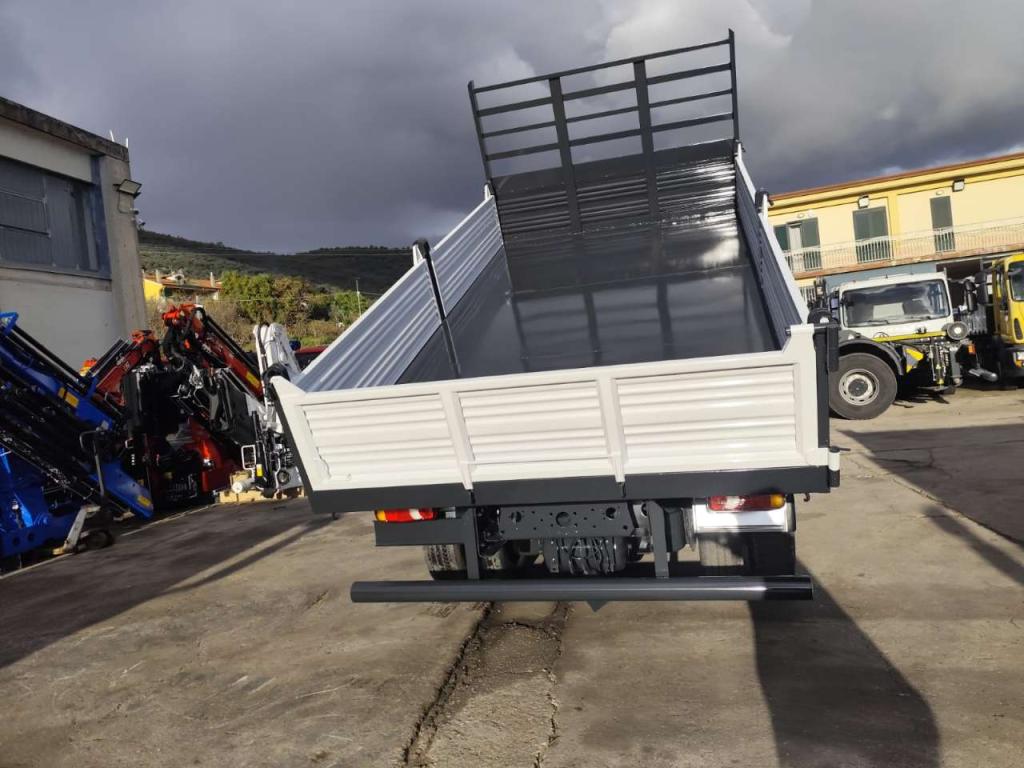 Iveco EUROCARGO 120-190L Photo 20