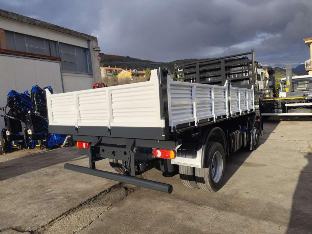 Iveco EUROCARGO 120-190L Photo 5